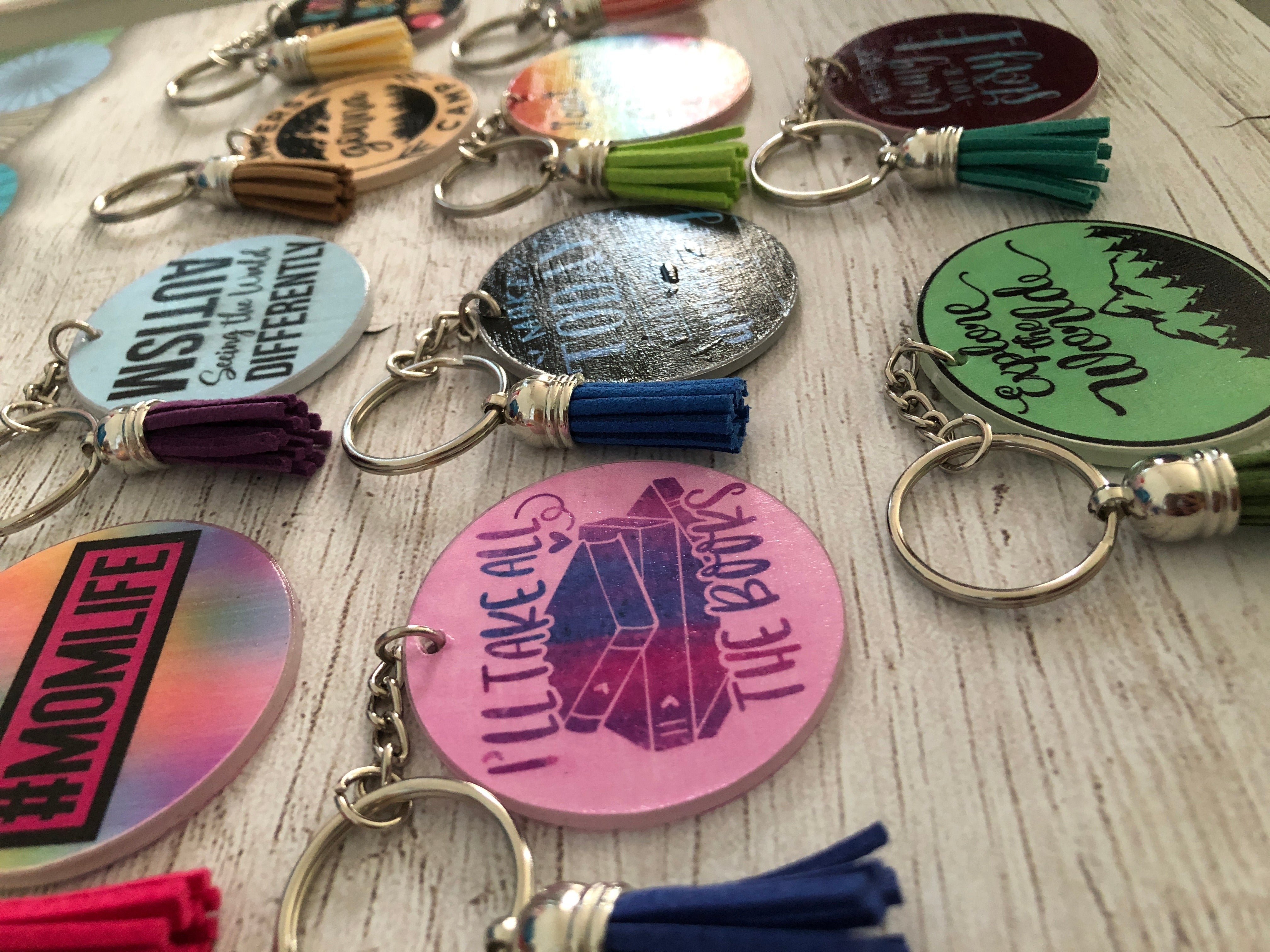 SarraToddDesigns Custom Keychain, Round Acrylic Keychain